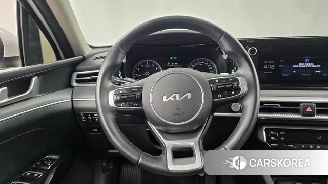 Kia K5 3rd generation 2022 Белый из Кореи, фото 3