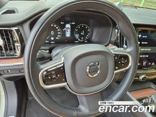 Volvo V60 Cross-Country 2nd Generation id 2905831 из Кореи 3