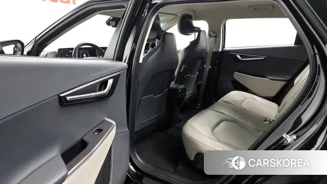 Kia EV6 2021 Черный из Кореи, фото 3