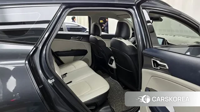 Kia Sportage 5th Generation 2021 Серый из Кореи, фото 3