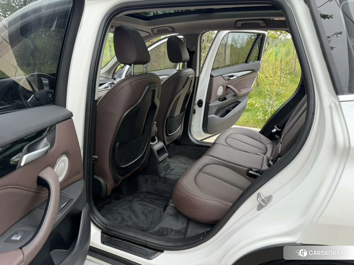 BMW X1 2021 Белый из Китая, фото 3