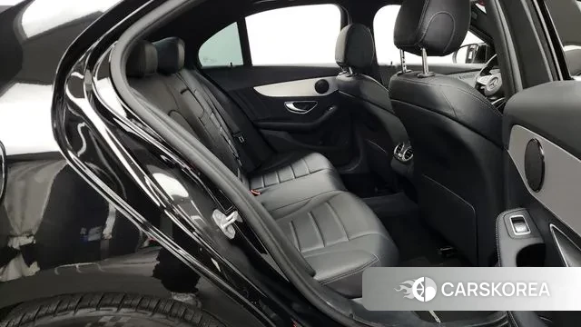 Mercedes-Benz C-Class W205 2018 Черный из Кореи, фото 3