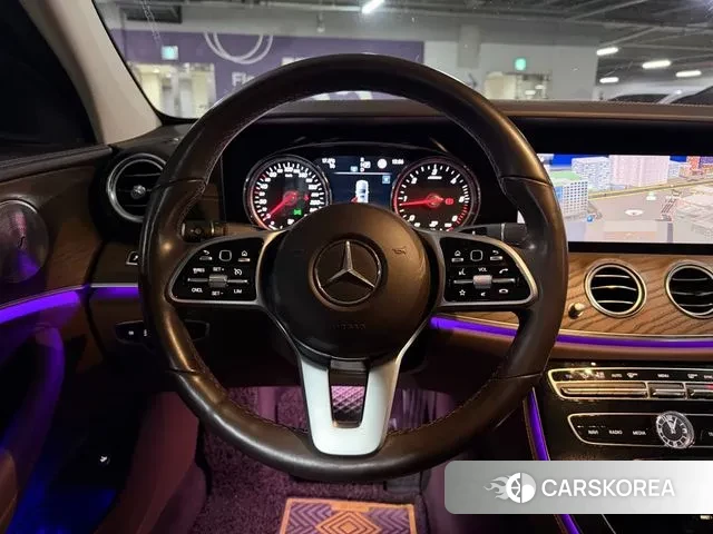 Mercedes-Benz E-Class W213 2019 Белый из Кореи, фото 3