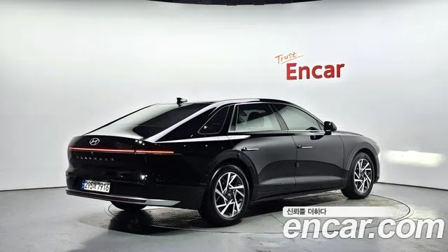 Hyundai Grandeur (GN7) id 2639406 из Кореи 3