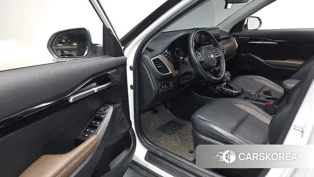 Kia Seltos 2020 Белый из Кореи, фото 3