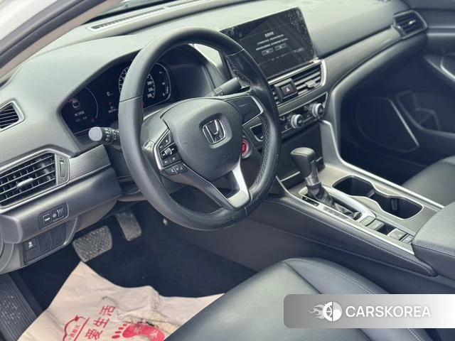Honda Accord 2022 Белый из Китая, фото 3