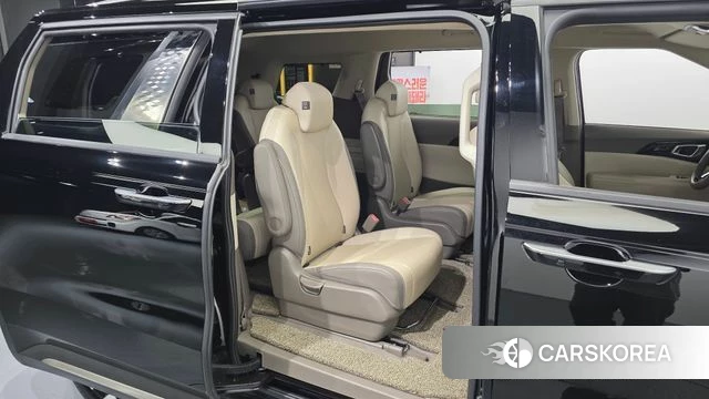 Kia The New Carnival 4th Generation 2024 Черный из Кореи, фото 3
