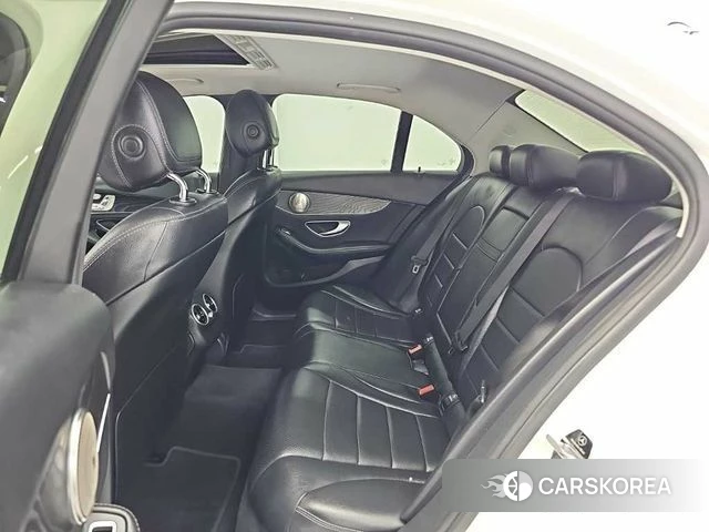 Mercedes-Benz C-Class W205 2018 Белый из Кореи, фото 3