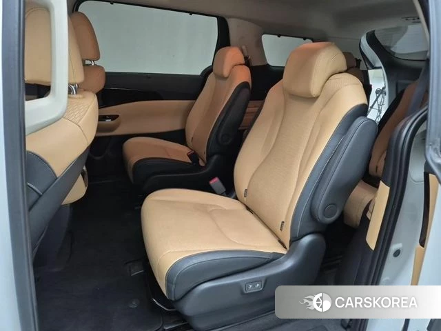 Kia Carnival 4th generation 2023 Белый из Кореи, фото 3