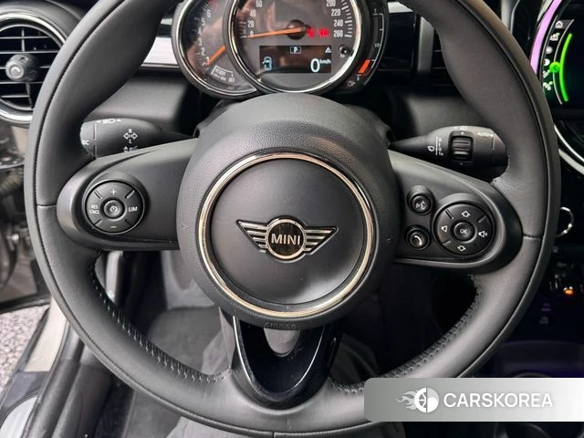 Mini Cooper Convertible 2020 Серебристо-серый из Кореи, фото 3