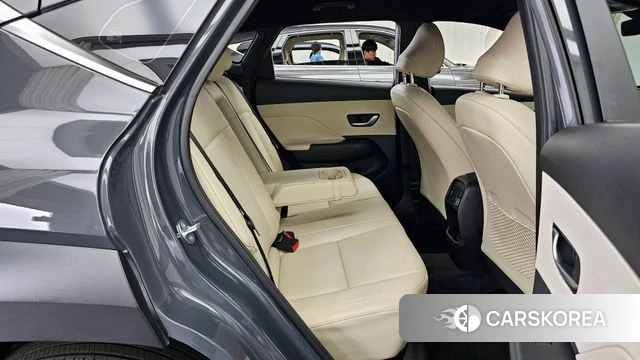 Hyundai Kona (SX2) 2024 Серый из Кореи, фото 3