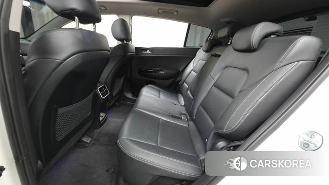 Kia Sportage 4th Generation 2018 Белый из Кореи, фото 3