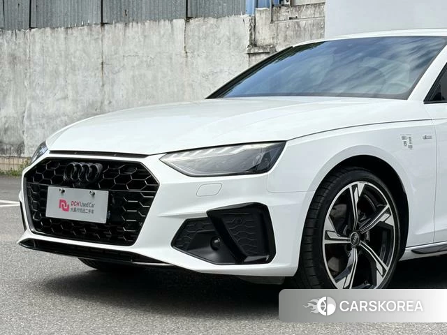 Audi A4L 2024 Белый из Китая, фото 3