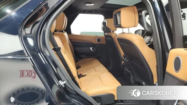 Land Rover Discovery 5 2018 Черный из Кореи, фото 3