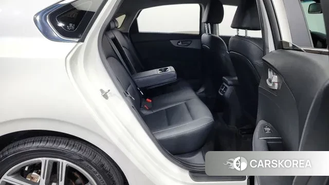 Kia Come New K3 2018 Белый из Кореи, фото 3