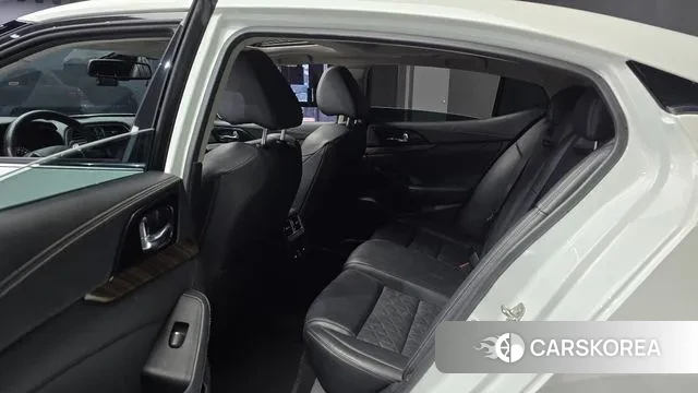 Nissan Maxima (A36) 2018 Белый из Кореи, фото 3
