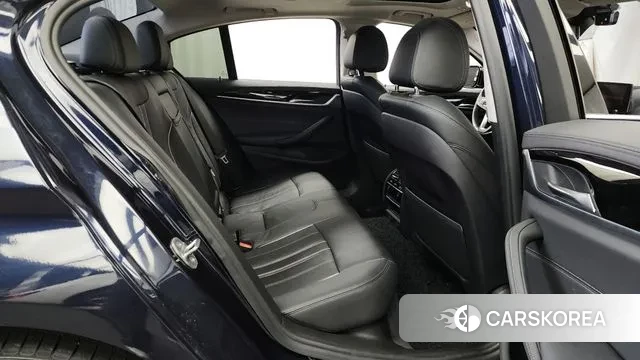 BMW 5 Series (G30) 2019 Синий из Кореи, фото 3