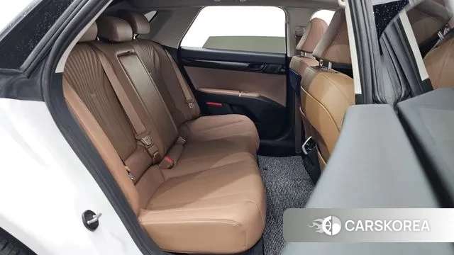 Hyundai Grandeur (GN7) 2023 Белый из Кореи, фото 3