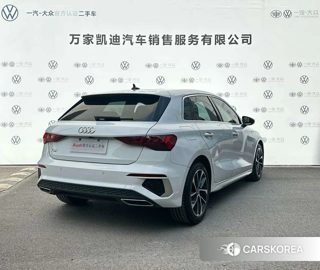 Audi A3 2022 Белый из Китая, фото 3