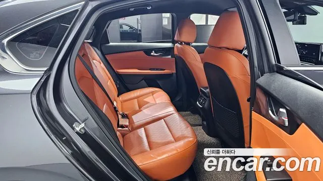 Kia The New K3 2nd generation 2022 Серый из Кореи, фото 3