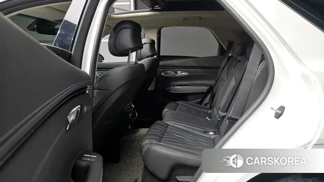 Genesis GV70 2021 Белый из Кореи, фото 3