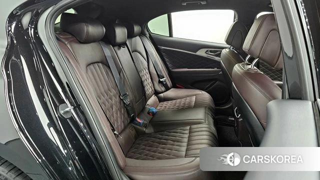 Genesis The New G70 Shooting Brake 2023 Черный из Кореи, фото 3