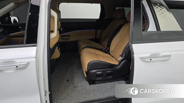 Kia Carnival 4th generation 2023 Белый из Кореи, фото 3