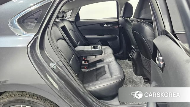 Kia The New K3 2nd generation 2022 Серый из Кореи, фото 3