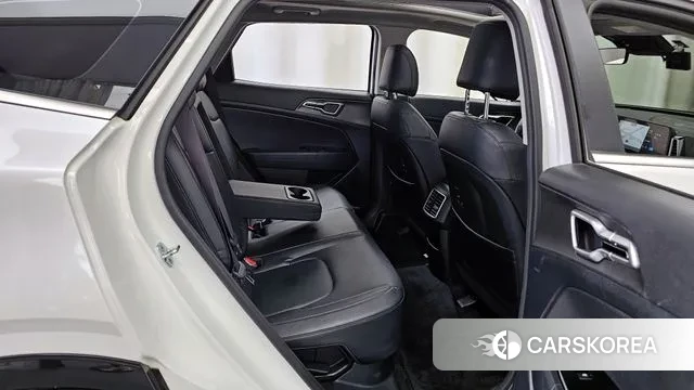 Kia Sportage 5th Generation Hybrid 2022 Белый из Кореи, фото 3