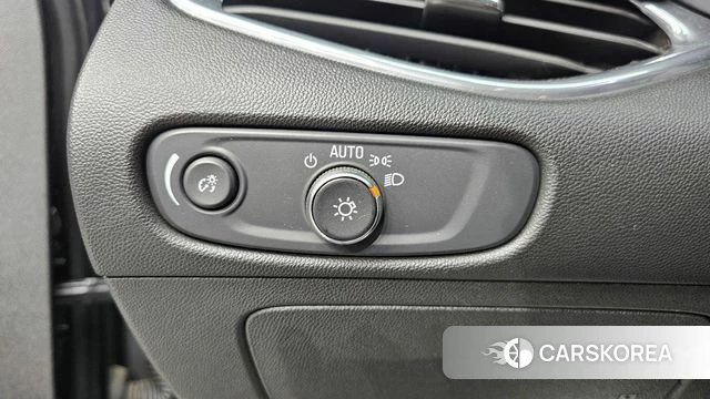 Chevrolet (GM Daewoo) The New Malibu 2019 Черный из Кореи, фото 3