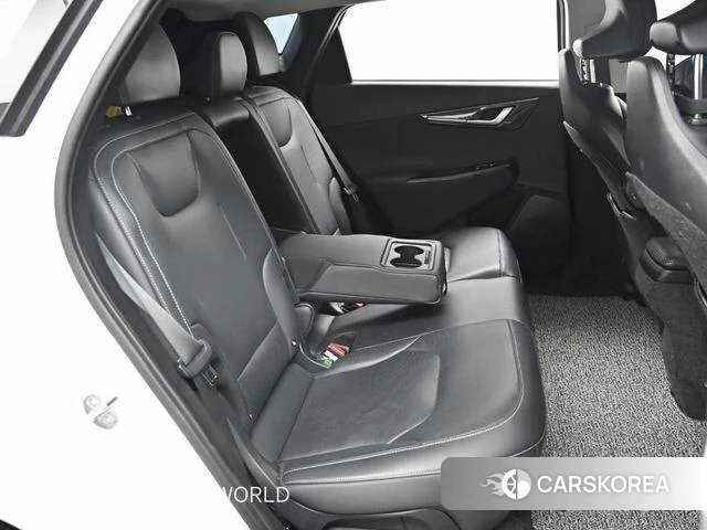 Kia EV6 2023 Белый из Кореи, фото 3