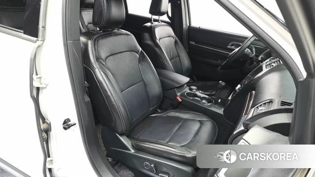 Ford Explorer 2018 Белый из Кореи, фото 3
