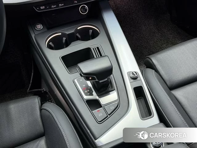 Audi A4L 2024 Белый из Китая, фото 3