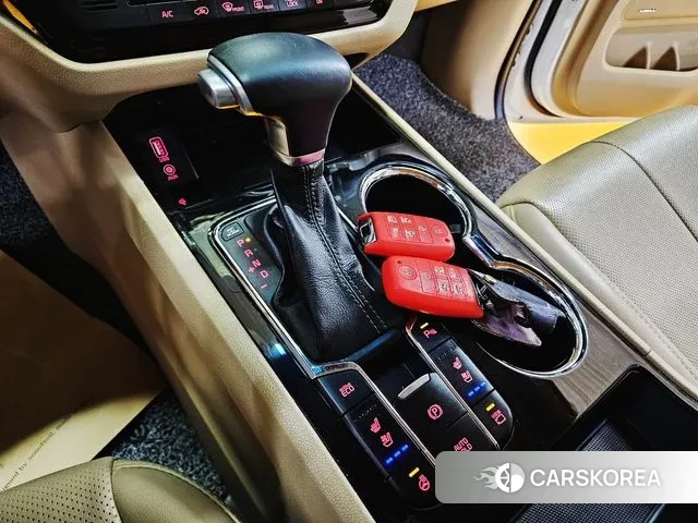 Kia The New Carnival 2018 Белый из Кореи, фото 3