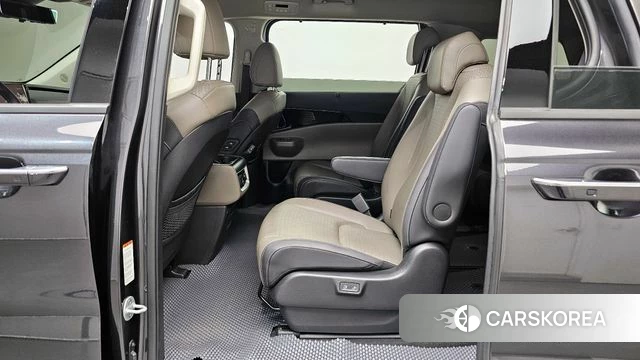 Kia The New Carnival 4th Generation 2024 Серый из Кореи, фото 3