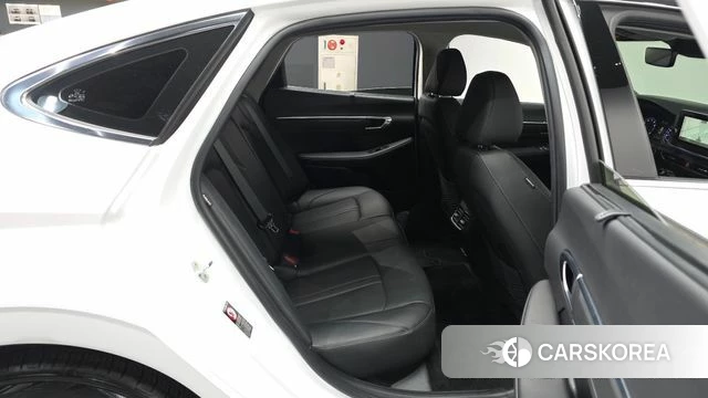 Hyundai Sonata (DN8) 2022 Белый из Кореи, фото 3