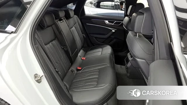 Audi A6 (C8) 2025 Белый из Кореи, фото 3