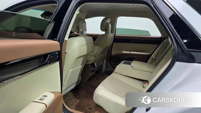 Hyundai Grandeur Hybrid (GN7) 2023 Белый из Кореи, фото 3
