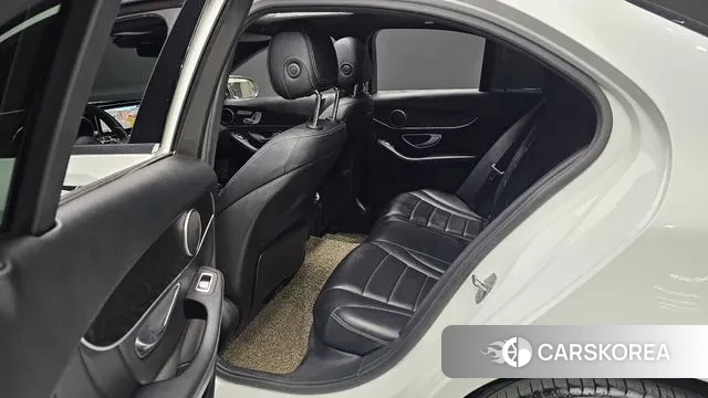 Mercedes-Benz C-Class W205 2019 Белый из Кореи, фото 3