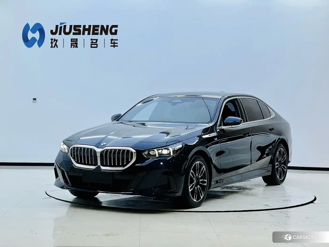 BMW 5 series 2024 Черный из Китая, фото 3