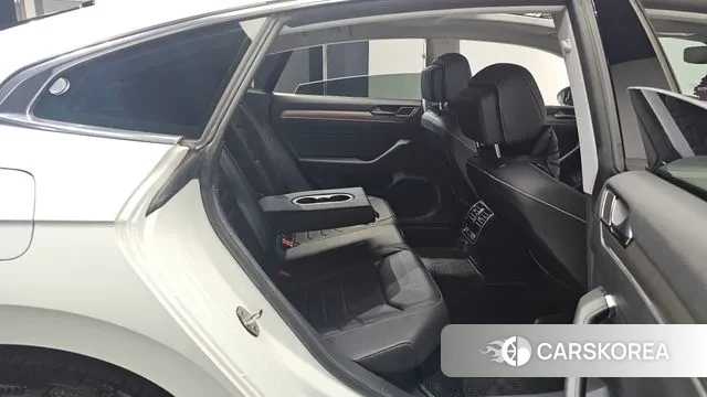 Volkswagen Arteon 2019 Белый из Кореи, фото 3