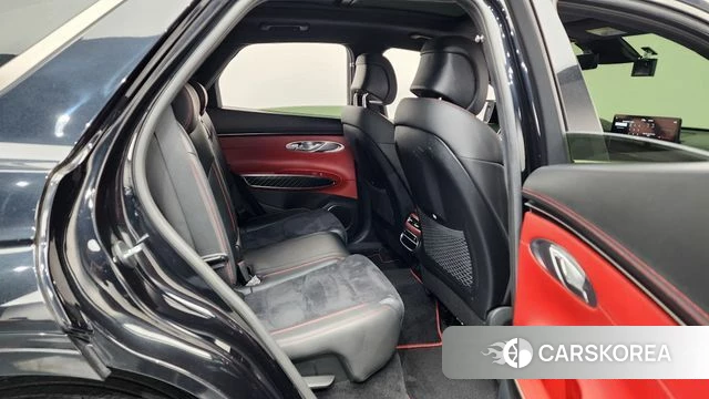 Genesis GV70 2021 Черный из Кореи, фото 3