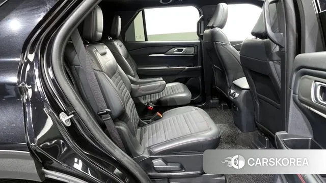 Ford Explorer 6th Generation 2025 Черный из Кореи, фото 3