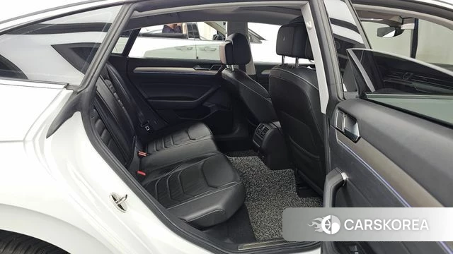 Volkswagen Arteon 2020 Белый из Кореи, фото 3