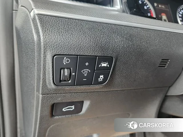 Kia K5 3rd generation 2021 Серый из Кореи, фото 3