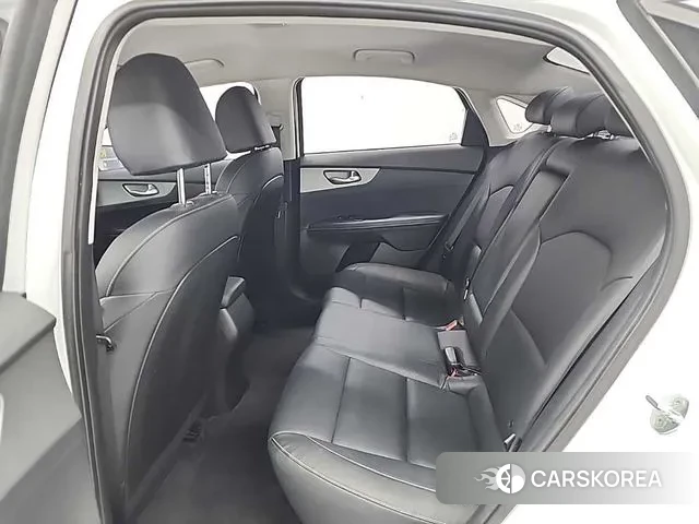 Kia Come New K3 2021 Белый из Кореи, фото 3