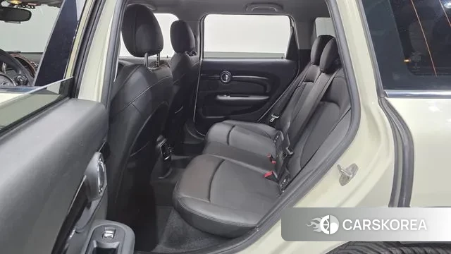 Mini Cooper Clubman 2020 Жемчужный цвет из Кореи, фото 3