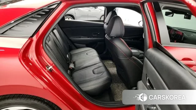 Hyundai Avante (CN7) 2021 Красный из Кореи, фото 3