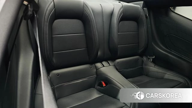 Ford Mustang 7th Generation 2024 Черный из Кореи, фото 3