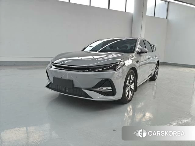 Geely Galaxy Galaxy A7 EM 2025 Темно-серый из Китая, фото 3